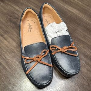 Clarks Dameo Swing Women's Navy Loafer